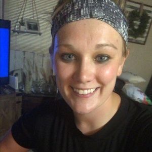 Meet your Posher, Brenna